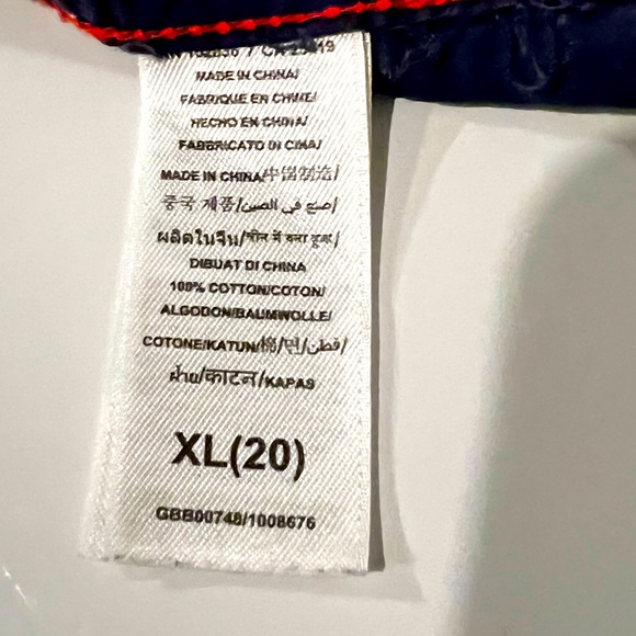 GUESS Women’s Blue Paisley Button-Down Blouse - Picture 7 of 8